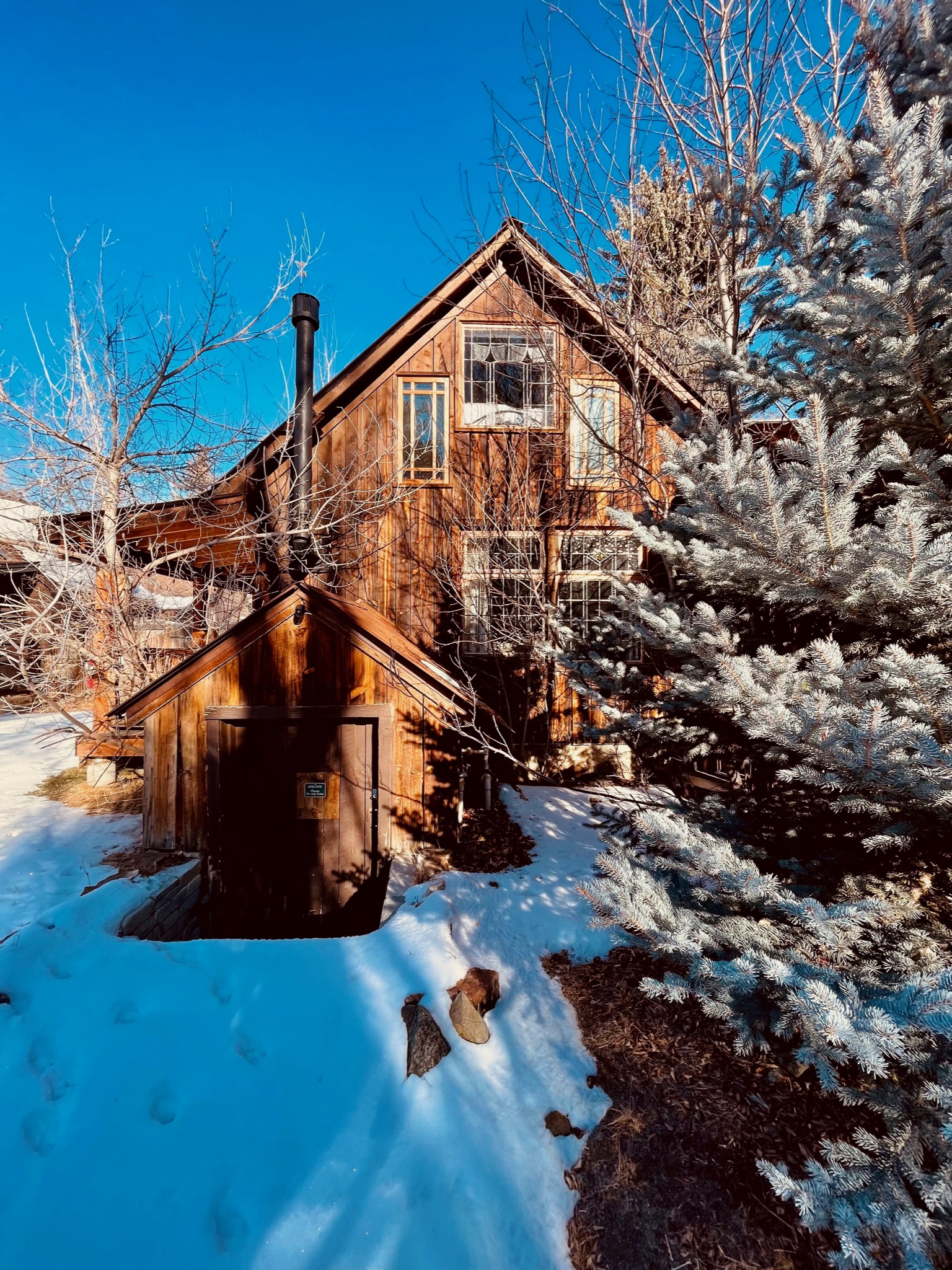 Bootlegger Barn winter exterior
