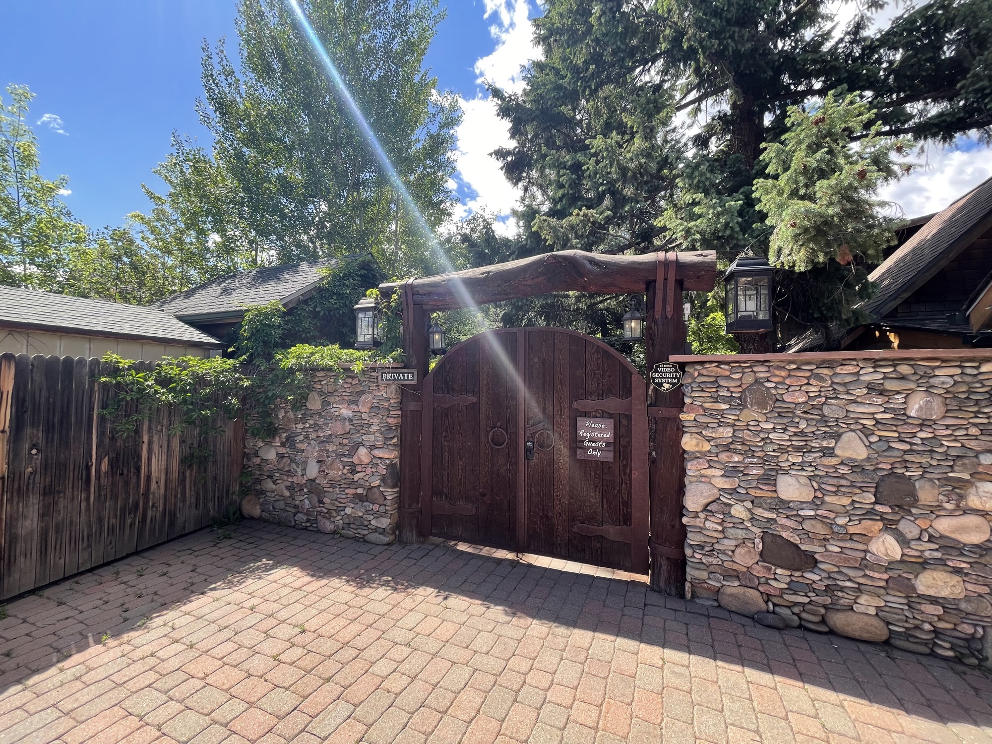 Private property gate